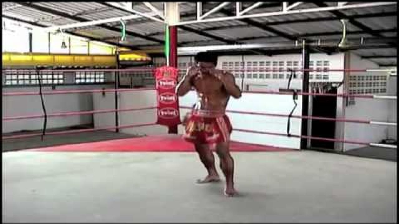 Тайский бокс - Техника ног и колени.